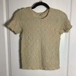 Uniqlo crinkle texture short sleeve top